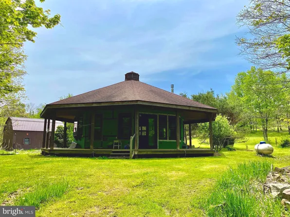 381 Dragonfly Ln, Elk Garden, WV 26717