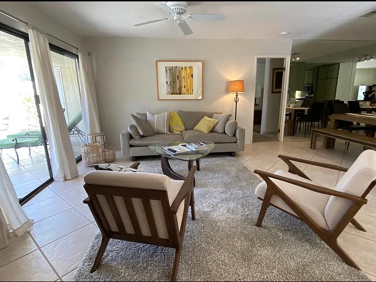 433 N Hermosa Dr — Photo 5
