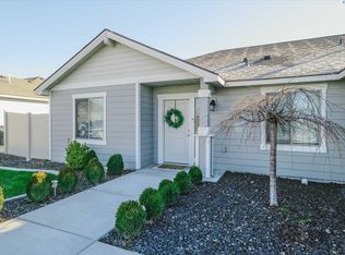 4305 Chilcotin Ln, Pasco, WA 99301