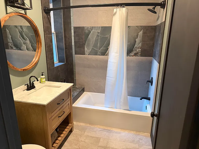 3745 W Shakespeare Ave #2 — Photo 6