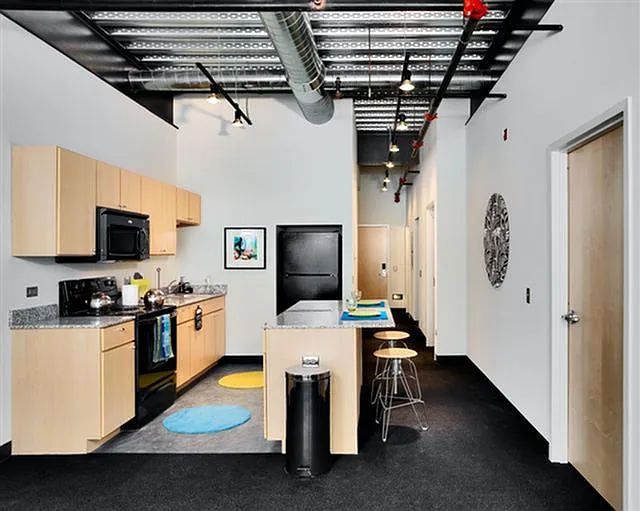 Dwight Lofts — Photo 20