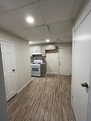 26 Belmont Ave Photo 1