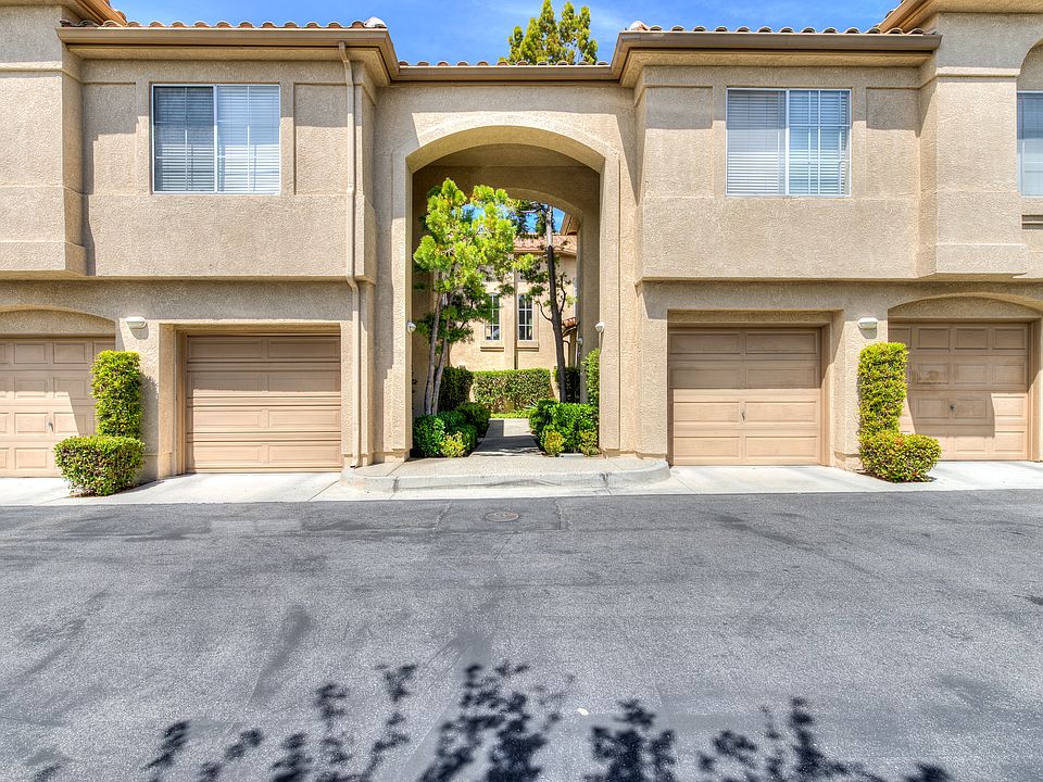 1st image of 70 Night Heron Ln