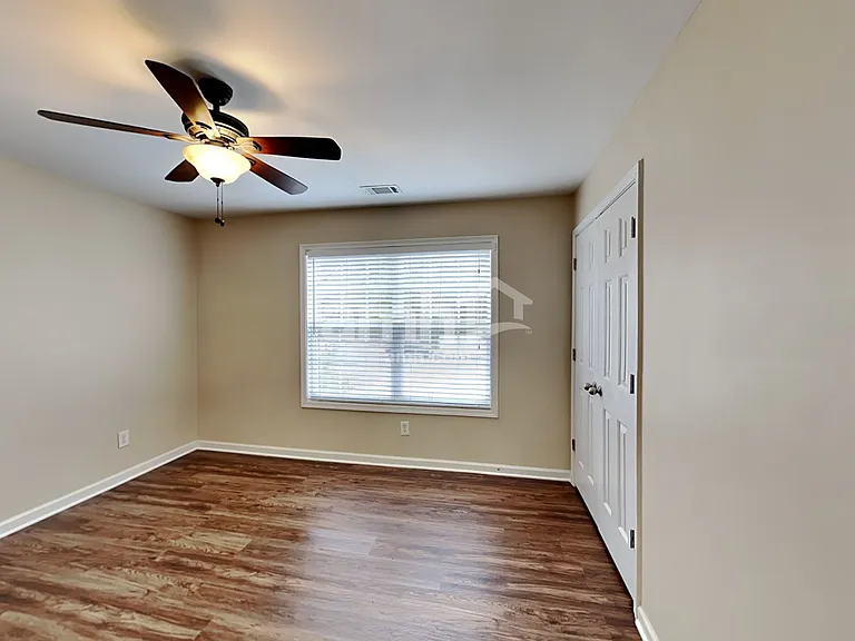 1954 Firelight Ln — Photo 12