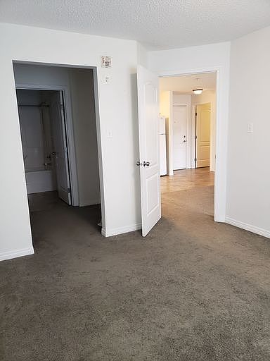 1st image of 7327 S Terwillegar Dr