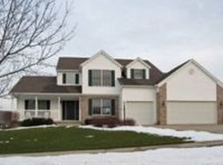 9 Kincraig Dr, Valparaiso, IN 46385