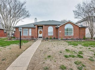 8410 Greenspoint Dr, Rowlett, TX 75088