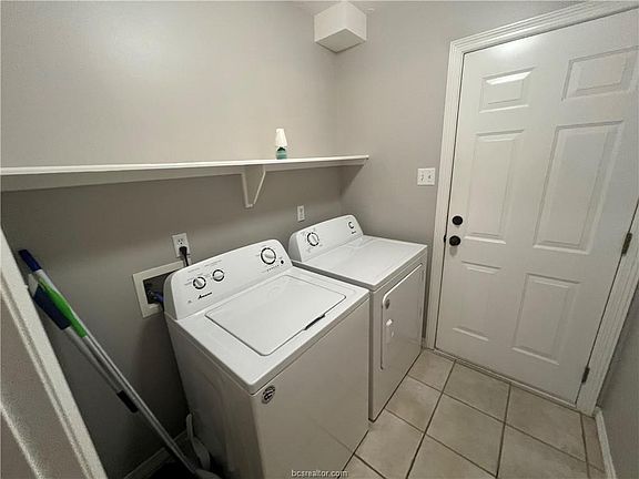 4th image of 3742 Chantal Cir