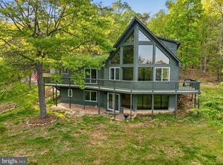 1512 Pilgrims Way, Bentonville, VA 22610