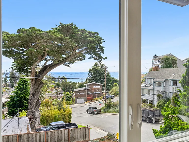 514 Isabella Ave #A — Photo 7