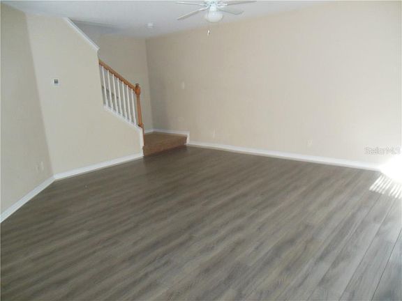 4th image of 220 Hardcastle Pl