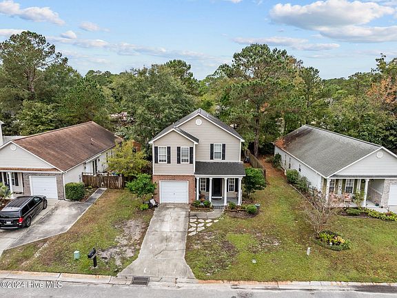 4th image of 150 Raye Drive