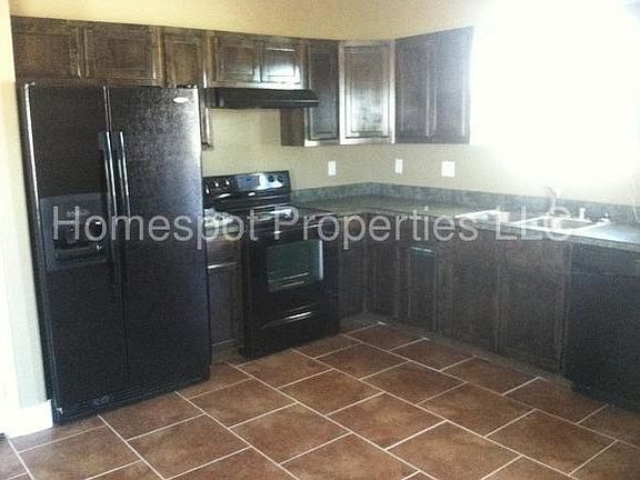4th image of 1824 Dillon Wood Dr
