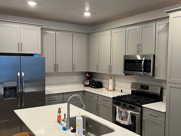 4th image of 6168 Olivine River Ln