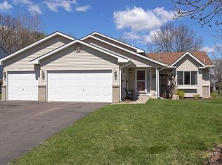 189 116th Ln NW, Coon Rapids, MN 55448