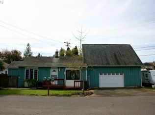 481 NE Meadow Ave, Roseburg, OR 97470
