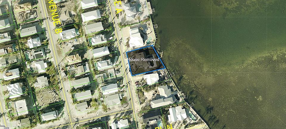 2nd image of 2205 Avenue A