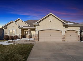 14905 Madison Ave, Urbandale, IA 50323