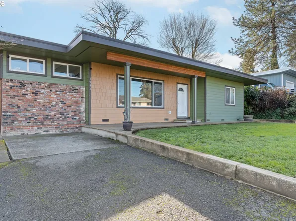 1993 Linnell Ave, Roseburg, OR 97471