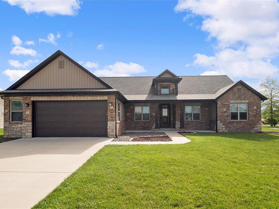1st image of 400 Silverthorne Dr