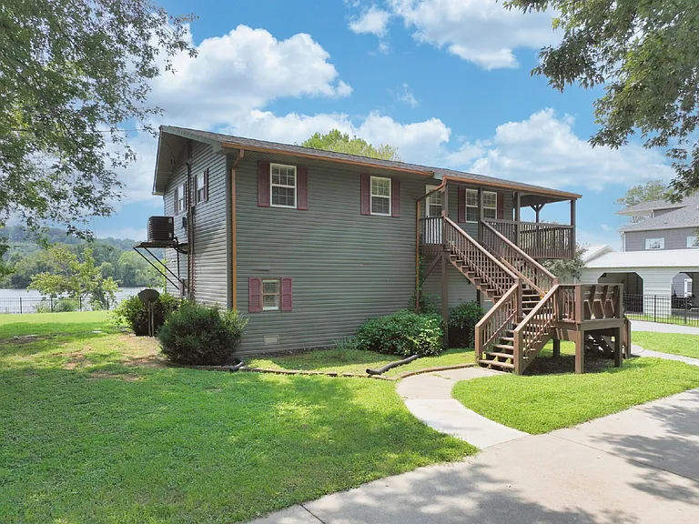 414 Wayne Jackson Rd — Photo 2