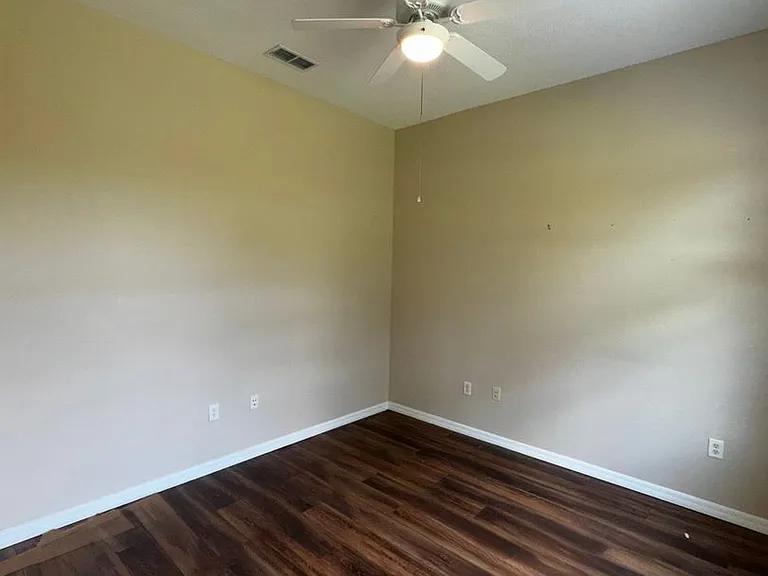 8821 SW 82nd Court Rd — Photo 18