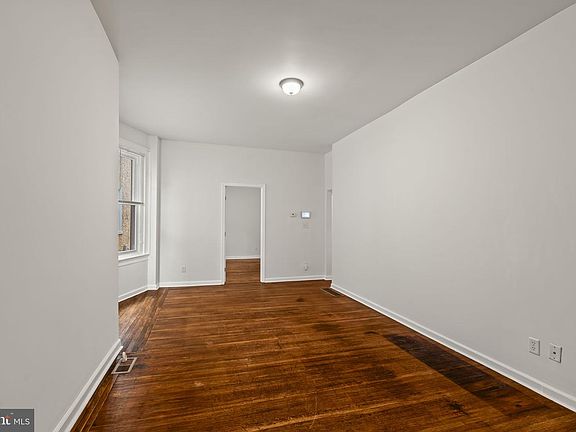 3rd image of 5227 Catharine St