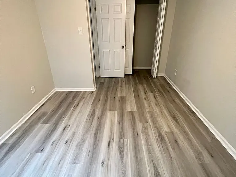 4233 Remo Crescent Rd — Photo 18