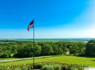 2687 Bluebird Ln #41, Omaha, NE 68112