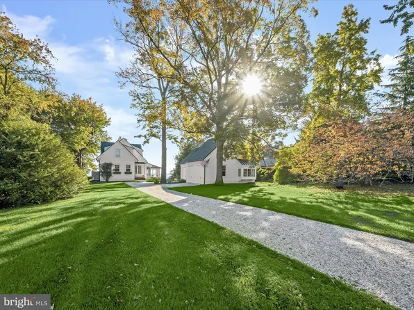 523 Broadwater Way, Gibson Island, MD 21056