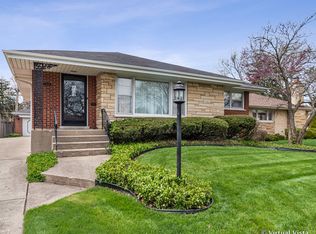 2520 Stratford Ave, Westchester, IL