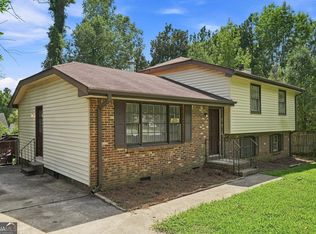 8423 Magnolia Dr, Jonesboro, GA 30238