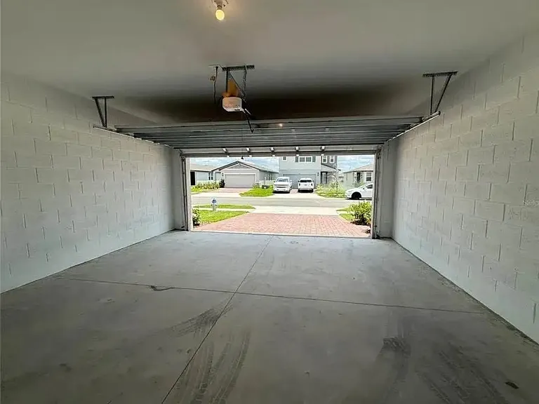 535 Kennedy Dr — Photo 7