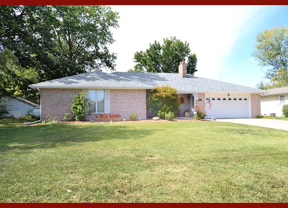 1st image of 1806 Cottage Grove Pl