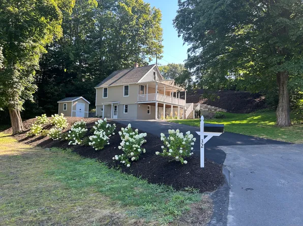 32 Acushnet Street, Naugatuck, CT 06770