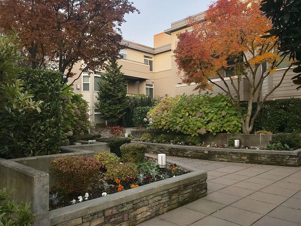 1st image of 122 State St S APT 305E