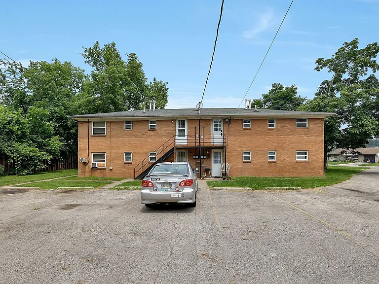 187 Currier Dr — Photo 20
