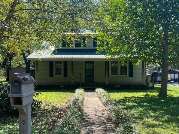 112 Simms St, Moulton, AL 35650