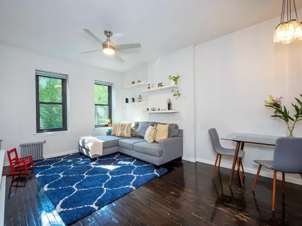 145 Morningside Ave APT 2E, New York, NY 10027