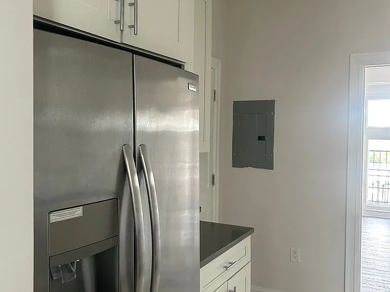 1824 W Girard Ave — Photo 14