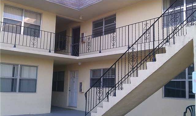 1st image of 2519 Pierce St #3