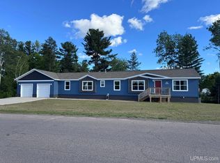 1685 Ellsworth St, Ishpeming, MI 49849