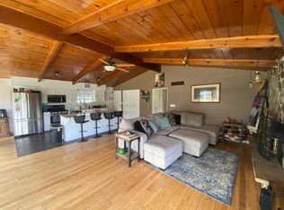 4786 Merten Dr, Hartford, WI 53027