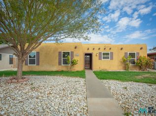 1009 Ivy Dr, Roswell, NM 88203