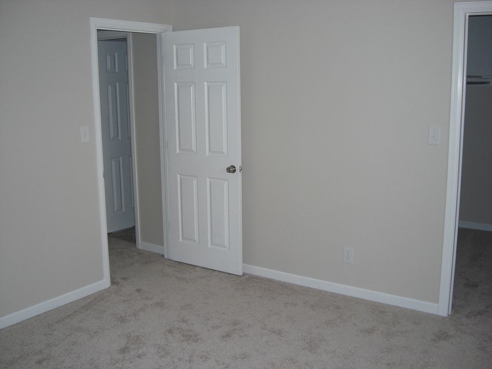 bedroom #1