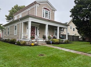 233 W Harrison St, Maumee, OH 43537