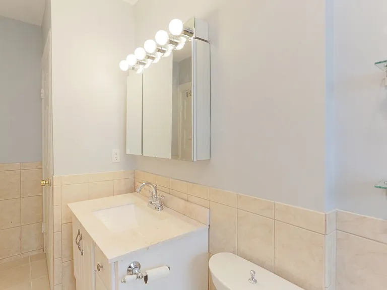 79 Jason St #79 — Photo 28