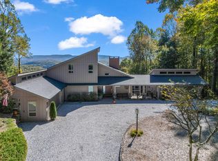 142 Judds Peak Rd, Saluda, NC 28773