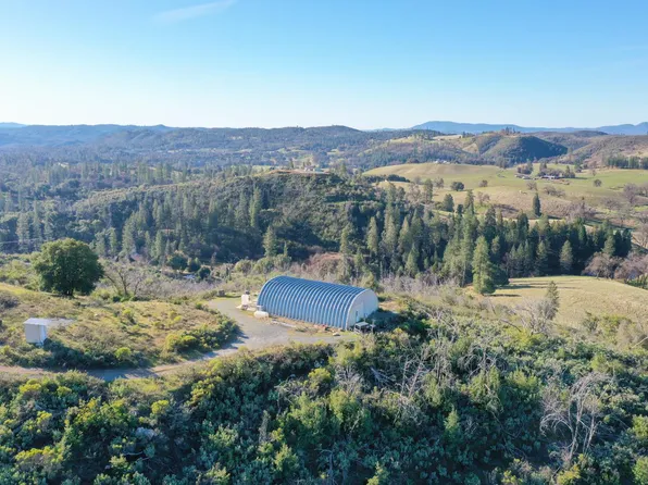 9197 Green Ranch Rd, Mountain Ranch, CA 95246