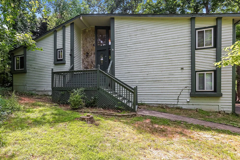 5 bed, 3.0 bath, 1745 sqft, $1,980 — Photo 4